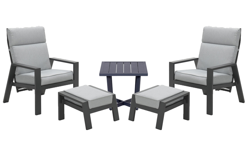 Max verstelbare loungestoelen incl. voetenbank + Ivy bijzettafeltje