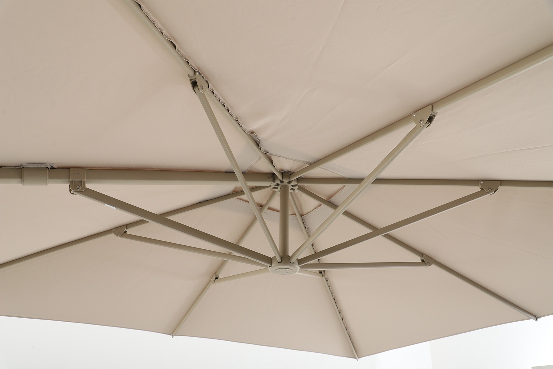 Perfect Shadow Luna zweefparasol 300x300 cm. Flex+ - Latte/Zand