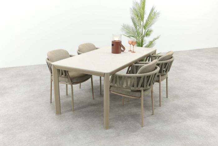 Taste Calma/Hartman Kyra rope tuinset voor 4 personen 180x90 cm. - Latte