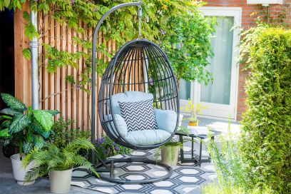 Hangstoel Panama swing egg - black rotan/mint grey