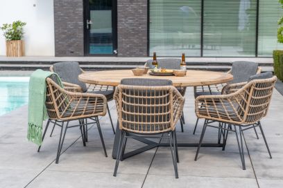 4 Seasons Cottage tuinstoel + Taste Basso tuintafel 160 cm. rond