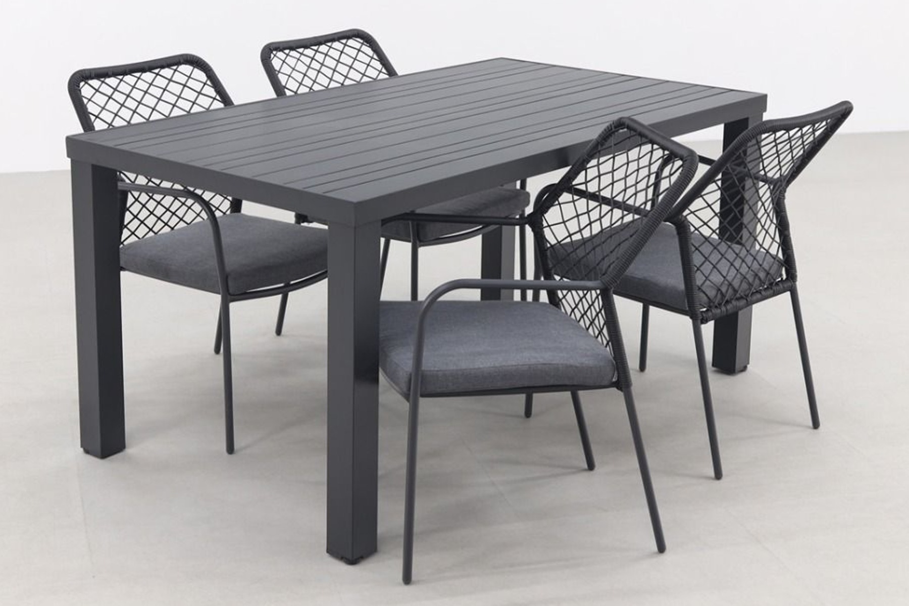 Dido Black/Lena 160 cm. - stapelbare tuinset - 5-delig